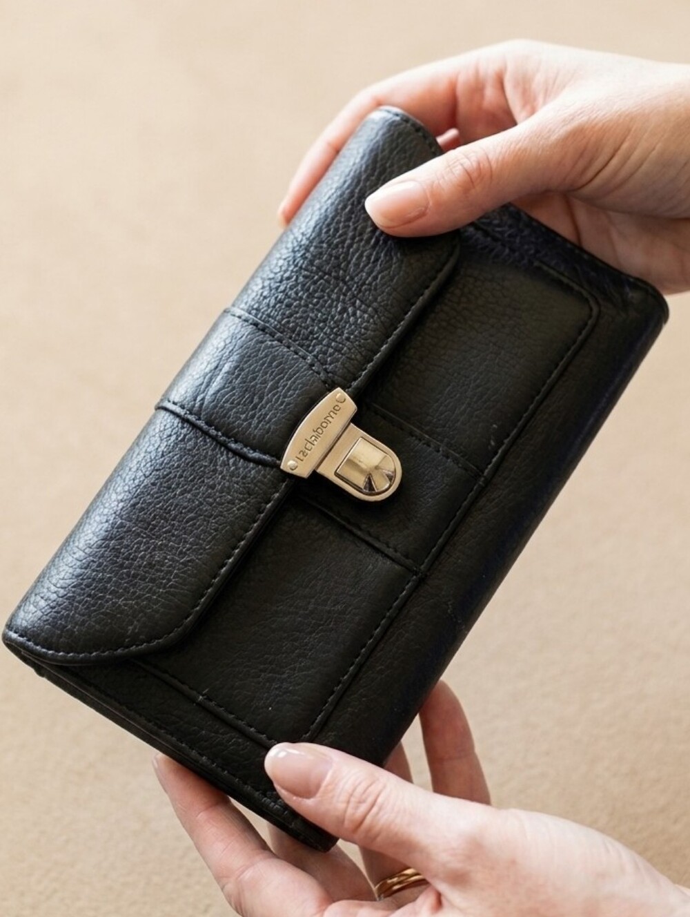 ​Vintage Liz Claiborne Black Pebble Leather Clutch Wallet Silver Hardware